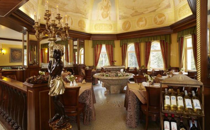 Hotel Winter Palace, Bulgaria, Dining Area